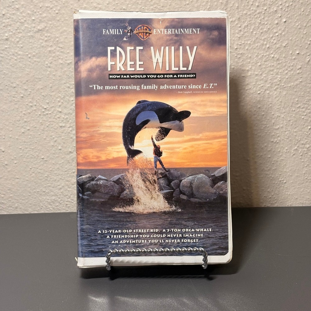 Warner Bros Free Willy VHS Movie Kids N/A Multicolor Good 1993 Clamshell Case